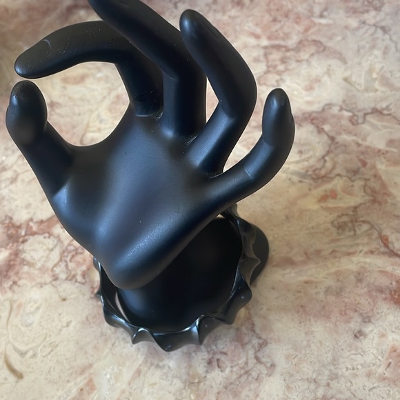 EUC~Woman’s Set Of 5 Vintage Black Bracelet Lot - Picture 7 of 11